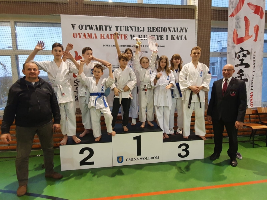 Karatecy Tarnowskiego Klubu Sportowego Oyama Karate